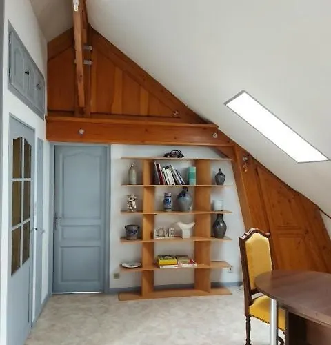 Spacieuse Climatisee - Petit Dejeuner Inclus Bed & Breakfast Euville